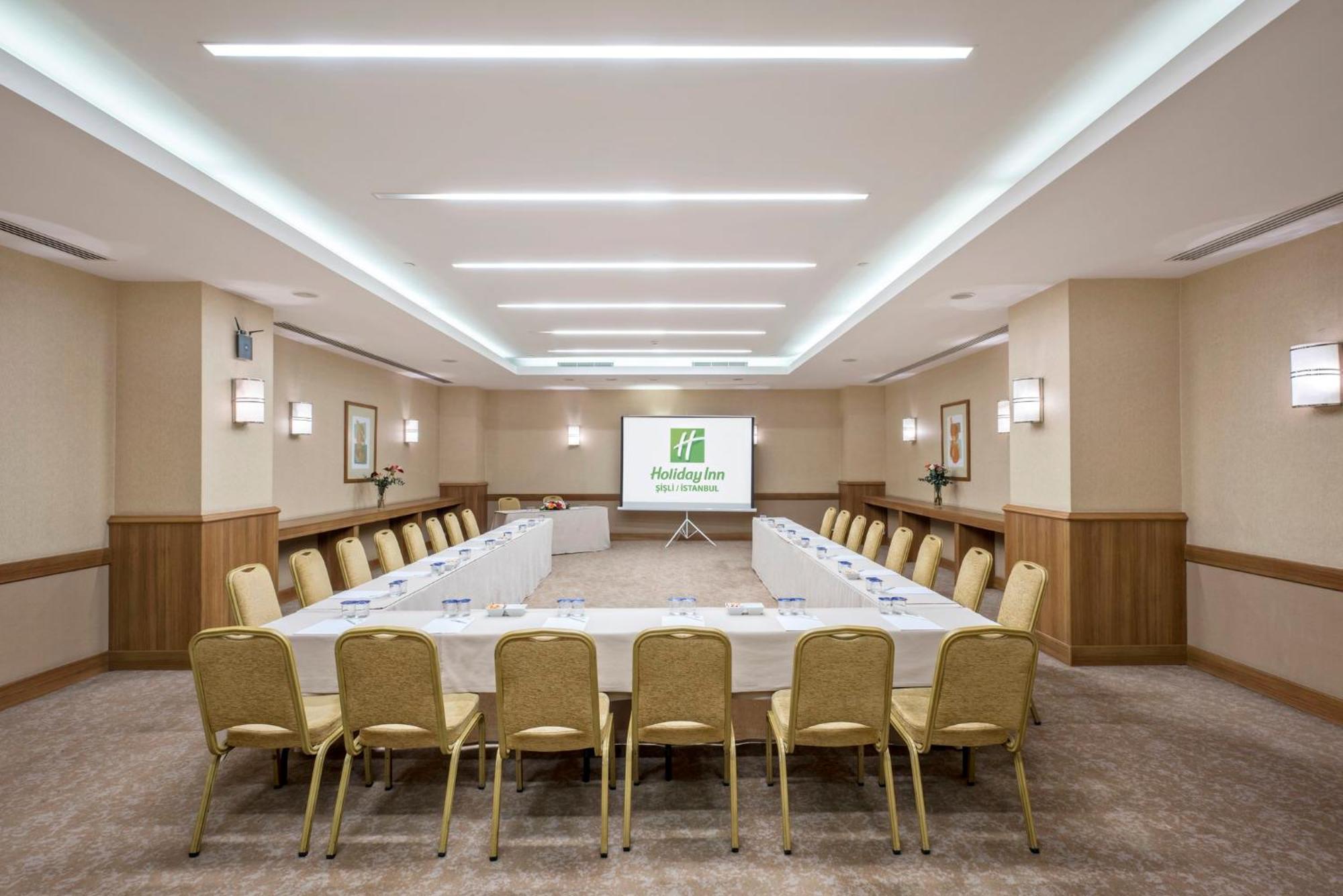 Holiday Inn Sisli By Ihg Istanbul Exterior foto